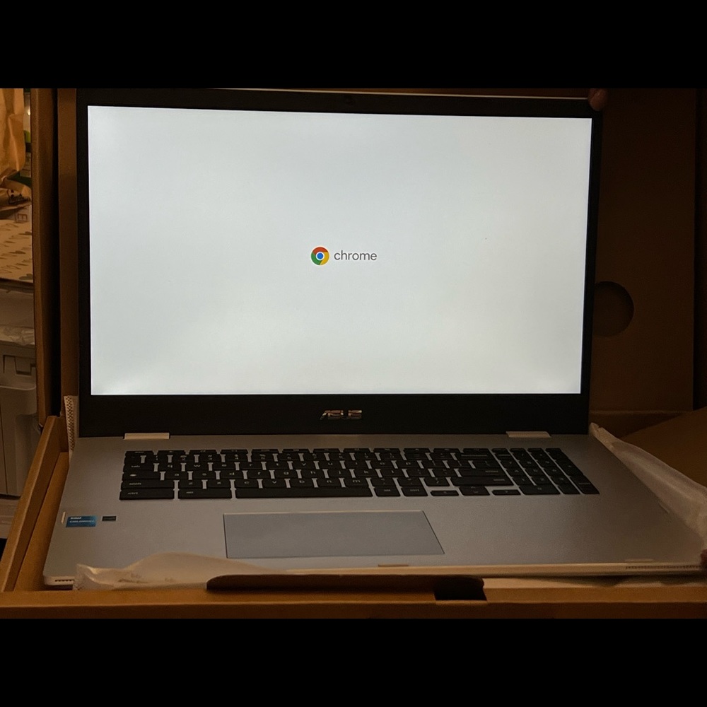 2022 ASUS Laptop